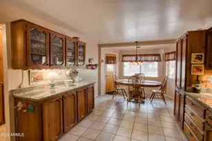 2462 Black Beaver Ln, Pinetop, AZ 85935 - Photo 9