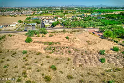 2103 W Dobbins Road #-, Phoenix, AZ 85041 - Photo 9