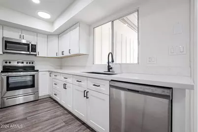 1803 W Maryland Avenue, Phoenix, AZ 85015 - Photo 27