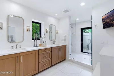 7410 E San Miguel Avenue, Scottsdale, AZ 85250 - Photo 27