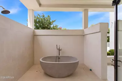 7410 E San Miguel Avenue, Scottsdale, AZ 85250 - Photo 29