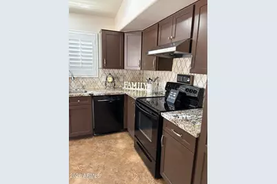 92 W Ivanhoe Street, Gilbert, AZ 85233 - Photo 7