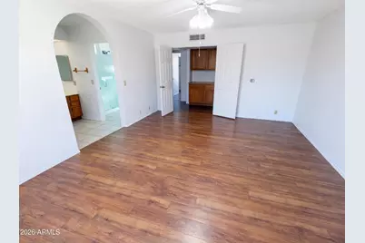 9207 W Kerry Lane, Peoria, AZ 85382 - Photo 7