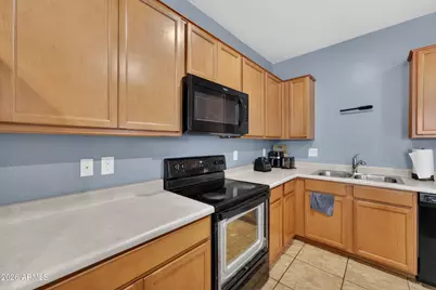 10548 W Crown King Rd Road, Tolleson, AZ 85353 - Photo 17