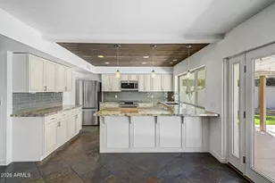 1613 E Weathervane Ln, Tempe, AZ 85283 - Photo 11