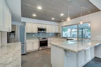1613 E Weathervane Lane, Tempe, AZ 85283 - Photo 9