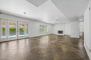 1613 E Weathervane Ln, Tempe, AZ 85283 - Photo 7