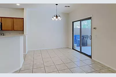 739 N 112th Drive, Avondale, AZ 85323 - Photo 7