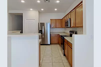 739 N 112th Drive, Avondale, AZ 85323 - Photo 3