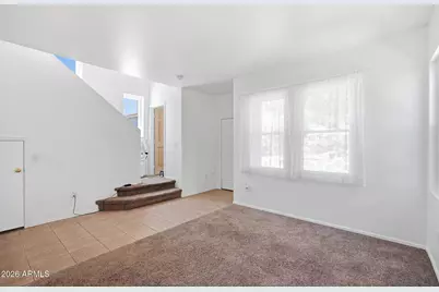 7245 S 41st Drive, Phoenix, AZ 85041 - Photo 5