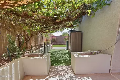 7245 S 41st Drive, Phoenix, AZ 85041 - Photo 37