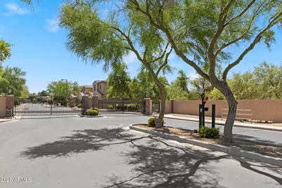 899 E Harrison Street, Chandler, AZ 85225 - Photo 25
