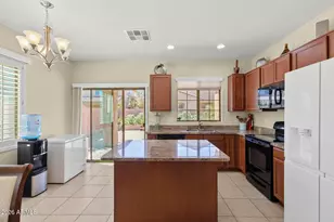 899 E Harrison St, Chandler, AZ 85225 - Photo 9