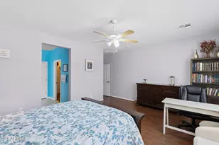 899 E Harrison St, Chandler, AZ 85225 - Photo 17