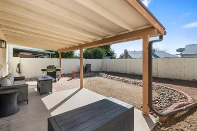 2355 W Voltaire Avenue, Phoenix, AZ 85029 - Photo 13