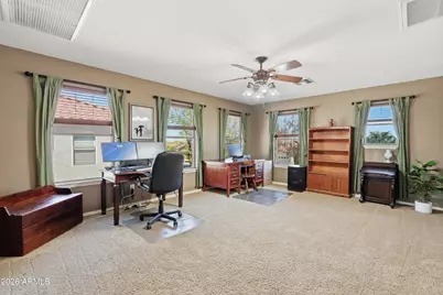 303 E Milada Drive, Phoenix, AZ 85042 - Photo 7