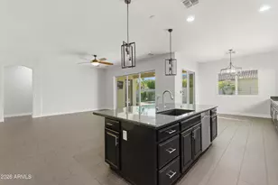 3850 E Carob Dr, Gilbert, AZ 85298 - Photo 11