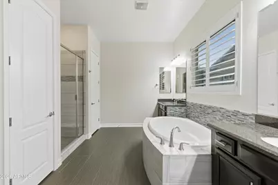 3850 E Carob Drive, Gilbert, AZ 85298 - Photo 23