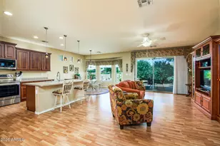 20705 N Lemon Drop Dr, Maricopa, AZ 85138 - Photo 11