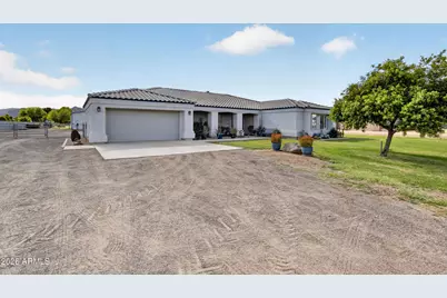6832 N Citrus Road, Waddell, AZ 85355 - Photo 7