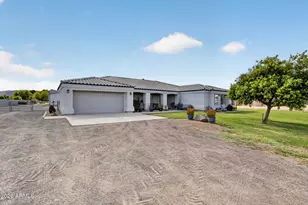 6832 N Citrus Rd, Waddell, AZ 85355 - Photo 7