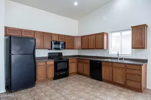 1033 W Nina Dr, Casa Grande, AZ 85122 - Photo 9