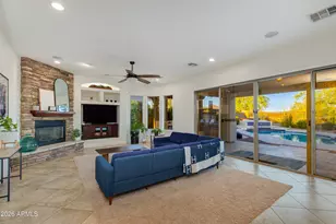 32209 N 15th Ln, Phoenix, AZ 85085 - Photo 11