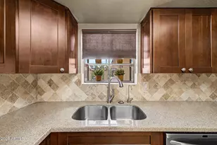 11624 S Papago Cir, Phoenix, AZ 85044 - Photo 21