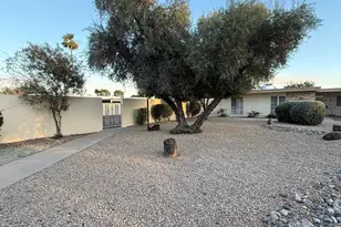 16653 N 103rd Ave, Sun City, AZ 85351 - Photo 3