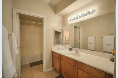 15095 N Thompson Peak Parkway #2013, Scottsdale, AZ 85260 - Photo 11