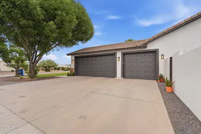 1251 E Loveland Lane, San Tan Valley, AZ 85140 - Photo 15