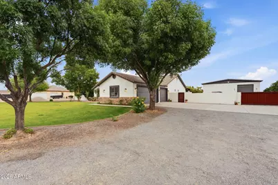 1251 E Loveland Lane, San Tan Valley, AZ 85140 - Photo 13