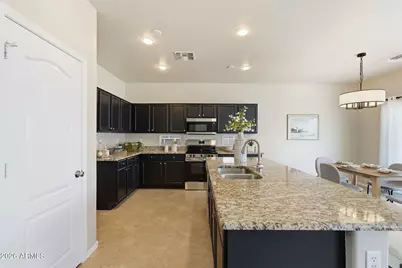 18047 W Caribbean Lane, Surprise, AZ 85388 - Photo 15
