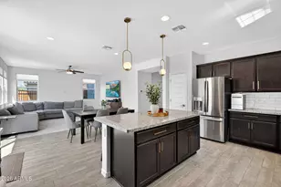 14253 W Buckskin Trl, Surprise, AZ 85387 - Photo 9