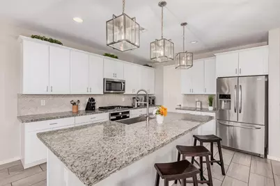 11022 W Levi Drive, Tolleson, AZ 85353 - Photo 9