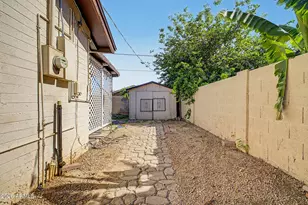 2139 W Eugie Ave, Phoenix, AZ 85029 - Photo 23