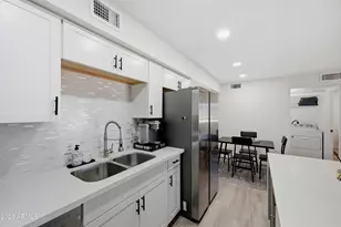 2625 E Indian School Rd, Phoenix, AZ 85016 - Photo 7
