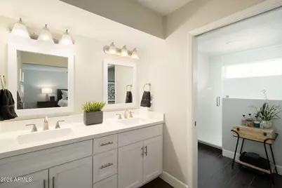 9220 N 28th Place, Phoenix, AZ 85028 - Photo 15