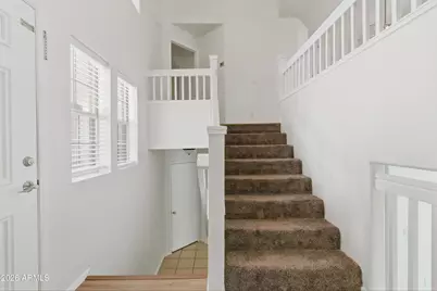 998 W Leah Lane, Gilbert, AZ 85233 - Photo 5