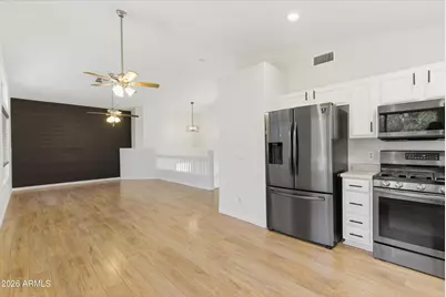 998 W Leah Lane, Gilbert, AZ 85233 - Photo 11