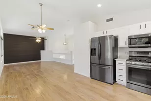998 W Leah Ln, Gilbert, AZ 85233 - Photo 11