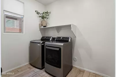 6814 N 88th Lane, Glendale, AZ 85305 - Photo 17