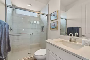 5946 E Abraham Ln, Phoenix, AZ 85054 - Photo 35