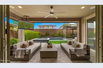 5946 E Abraham Lane, Phoenix, AZ 85054 - Photo 3