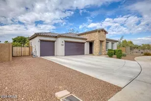 7434 N 80th Ln, Glendale, AZ 85303 - Photo 3