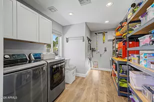 1146 E Magdalena Dr, Tempe, AZ 85283 - Photo 15