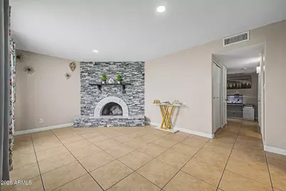 8448 W Turney Avenue, Phoenix, AZ 85037 - Photo 11