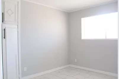 3932 W Griswold Road, Phoenix, AZ 85051 - Photo 9