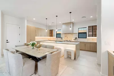 8531 E Indianola Avenue, Scottsdale, AZ 85251 - Photo 11