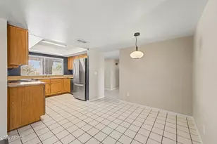 11025 N 41st Pl, Phoenix, AZ 85028 - Photo 7